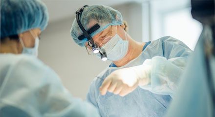 What does a vascular surgeon do